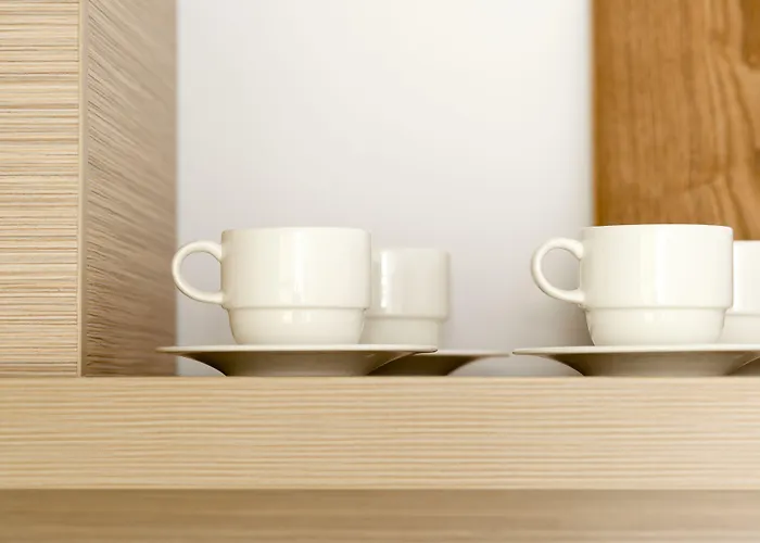 Eric Voekel Boutique - *